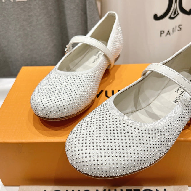 ROMY FLAT BALLERINA IN WHITE LAMBSKIN EMBELLISHED SILVER-TONED STUDS