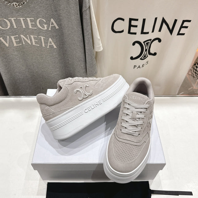 BLOCK SNEAKERS WITH EMBROIDERED TRIOMPHE IN MALIBU BEIGE SUEDE