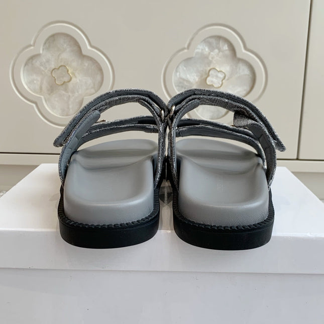 LV TWO-STRAP SANDALS 25S IN GREY DENIM AND CALFSKIN  WITH SILVER HARDWARE