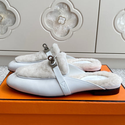 HM 25S CATENA MULE IN BEIGE SHEARLING AND WHITE LAMBSKIN WITH SILVER HARDWARE