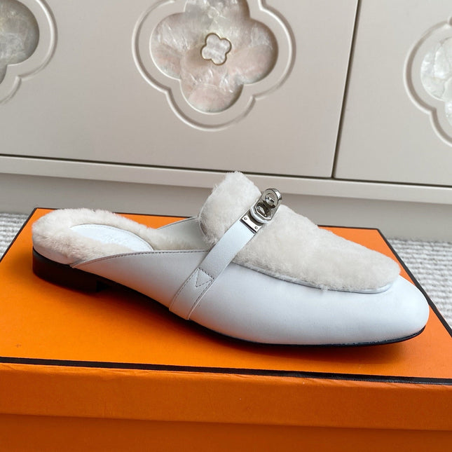 HM 25S CATENA MULE IN BEIGE SHEARLING AND WHITE LAMBSKIN WITH SILVER HARDWARE
