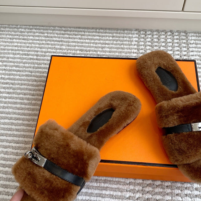 HM 25S GIULIA SANDAL IN BROWN SHEARLING WITH SILVER HARDWARE