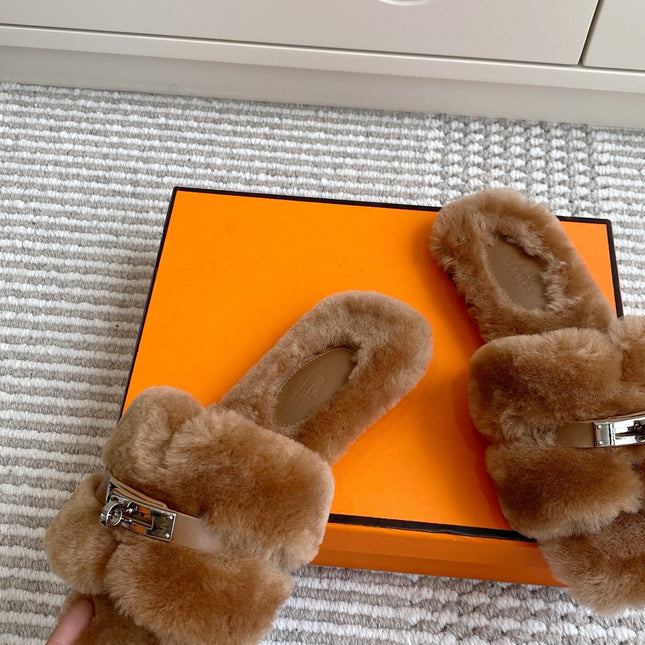 HM 25S ECLAIR SANDAL IN BROWN SHEARLING WITH SILVER HARDWARE