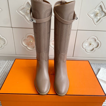 HM 25S JUMPING BOOTS IN LIGHT CARAMEL BROWN LAMBSKIN WITH SILVER HARDWARE