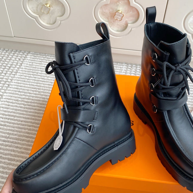 HM 25S ANKLE BOOTS IN BLACK LAMBSKIN