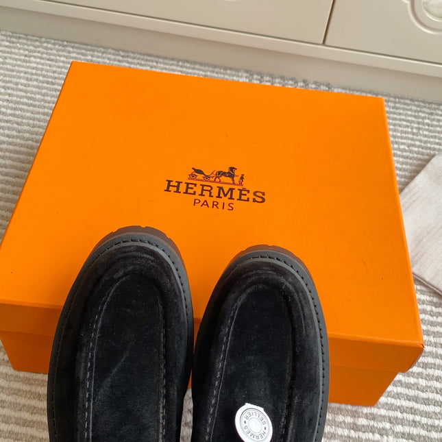 HM 25S ANKLE BOOTS IN BLACK SUEDE