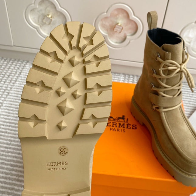 HM 25S ANKLE BOOTS IN WARM BEIGE GOLD SUEDE
