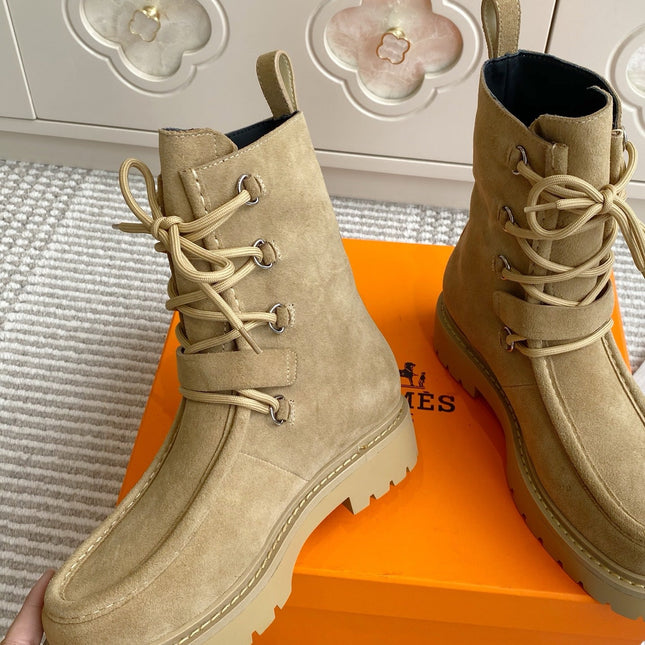 HM 25S ANKLE BOOTS IN WARM BEIGE GOLD SUEDE