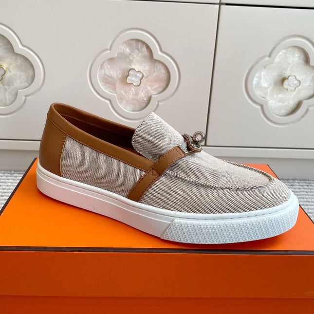 HM 25S SLIP-ON IN LIGHT BEIGE CANVAS AND BROWN LAMBSKIN WITH SILVER HARDWARE