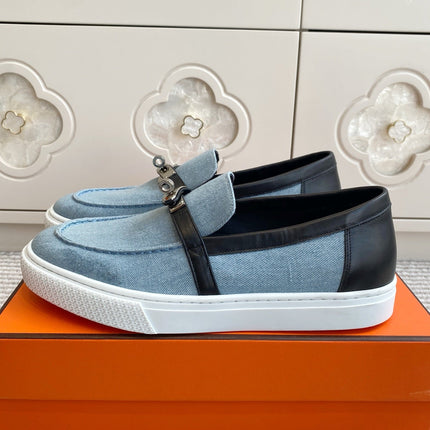 HM 25S SLIP-ON IN SKY BLUE CANVAS AND BLACK LAMBSKIN WITH SILVER HARDWARE