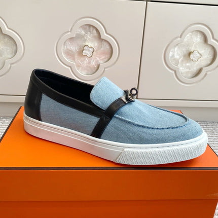 HM 25S SLIP-ON IN SKY BLUE CANVAS AND BLACK LAMBSKIN WITH SILVER HARDWARE