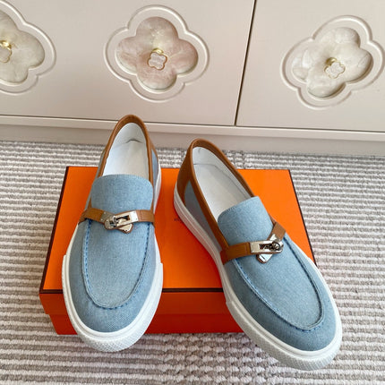 HM 25S SLIP-ON IN SKY BLUE CANVAS AND BROWN LAMBSKIN WITH SILVER HARDWARE