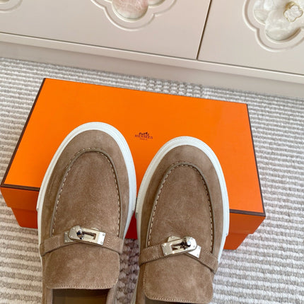 HM 25S SLIP-ON IN BROWN SUEDE WITH SILVER HARDWARE