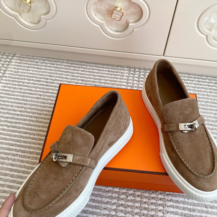 HM 25S SLIP-ON IN BROWN SUEDE WITH SILVER HARDWARE