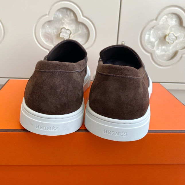HM 25S SLIP-ON IN DARK BROWN SUEDE WITH SILVER HARDWARE