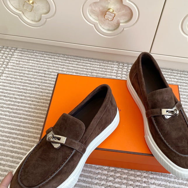 HM 25S SLIP-ON IN DARK BROWN SUEDE WITH SILVER HARDWARE