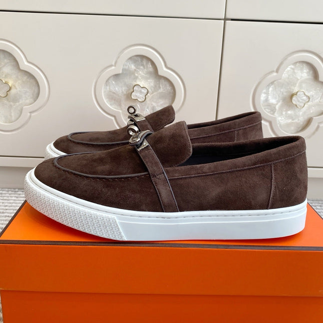 HM 25S SLIP-ON IN DARK BROWN SUEDE WITH SILVER HARDWARE