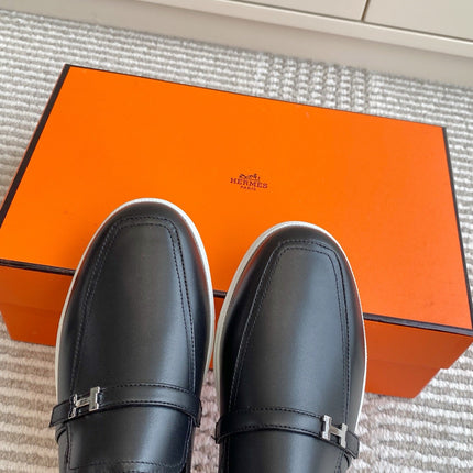 HM 25S MULES IN BLACK LAMBSKIN WITH SILVER HARDWARE