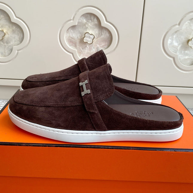 HM 25S MULES IN DARK BROWN SUEDE WITH SILVER HARDWARE