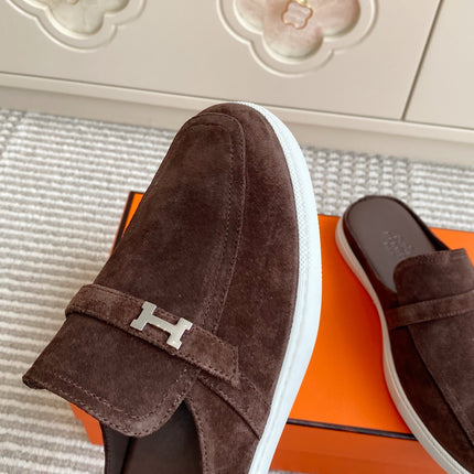 HM 25S MULES IN DARK BROWN SUEDE WITH SILVER HARDWARE
