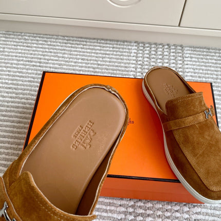 HM 25S MULES IN BROWN SUEDE WITH SILVER HARDWARE