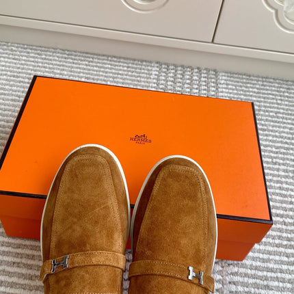 HM 25S MULES IN BROWN SUEDE WITH SILVER HARDWARE
