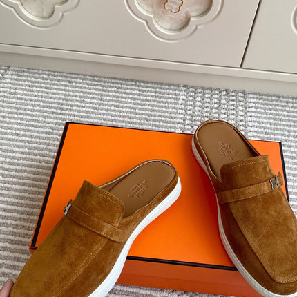 HM 25S MULES IN BROWN SUEDE WITH SILVER HARDWARE