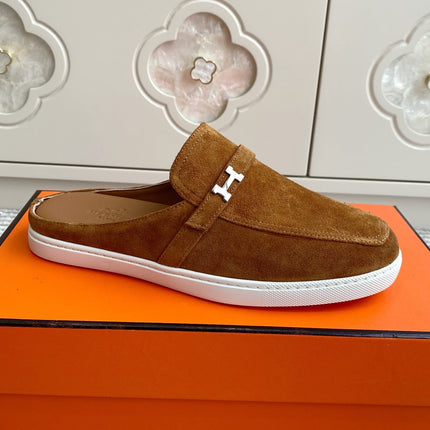 HM 25S MULES IN BROWN SUEDE WITH SILVER HARDWARE