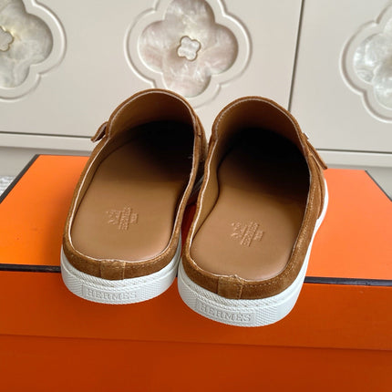 HM 25S MULES IN BROWN SUEDE WITH SILVER HARDWARE