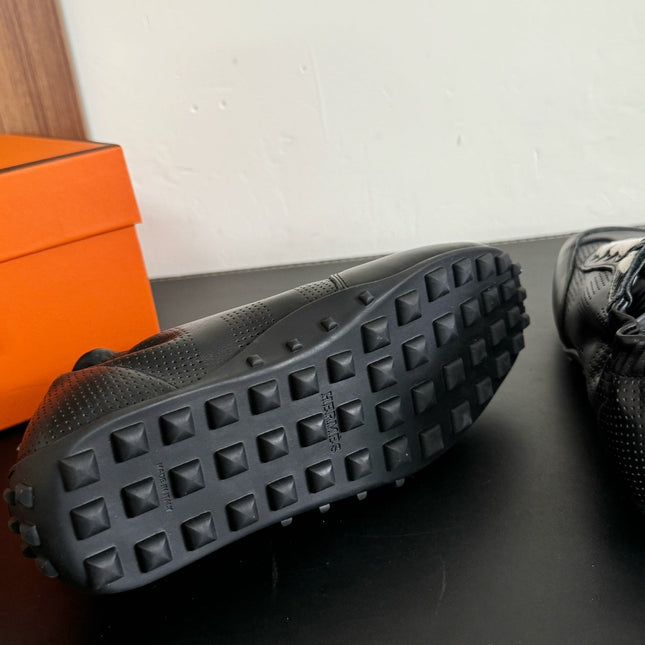 SKATEBOARD SHOES BLACK CALFSKIN