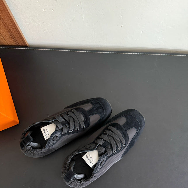SKATEBOARD SHOES BLACK SUEDE