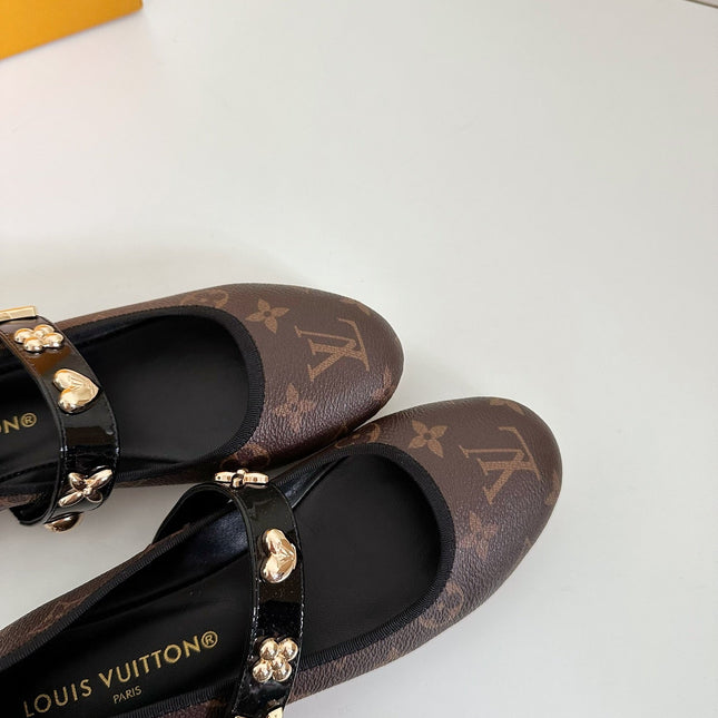ROMY FLAT BALLERINA IN CHOCOLATE BROWN MONOGRAM CALFSKIN