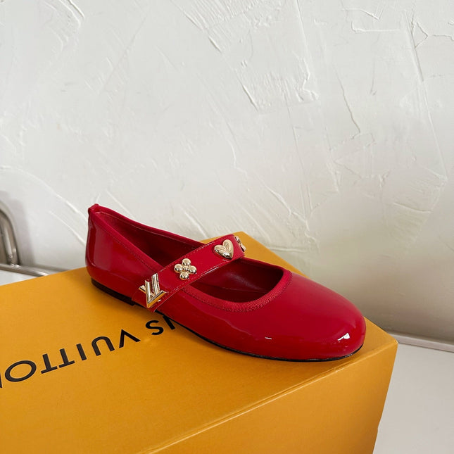 ROMY FLAT BALLERINA IN RUBY RED PATENT CALFSKIN