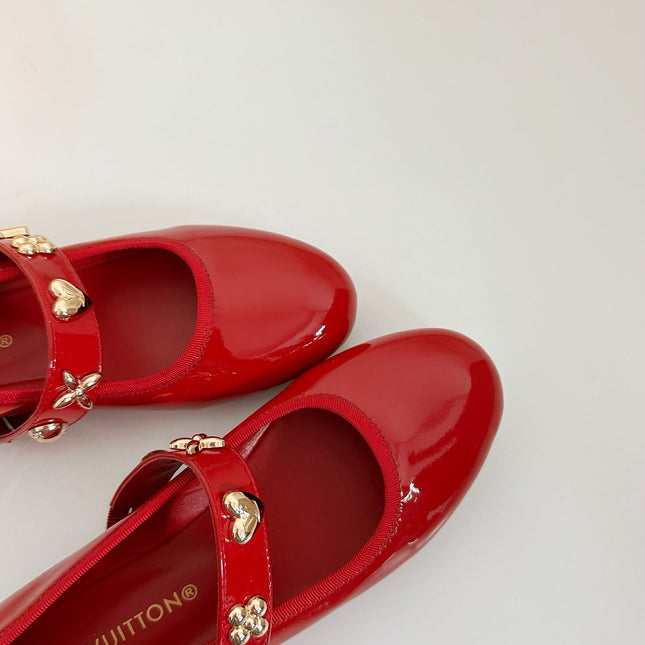 ROMY FLAT BALLERINA IN RUBY RED PATENT CALFSKIN