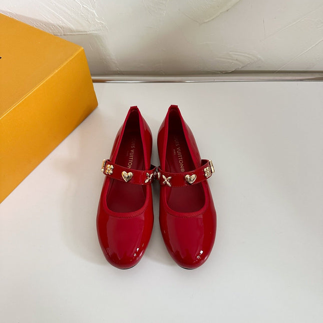 ROMY FLAT BALLERINA IN RUBY RED PATENT CALFSKIN