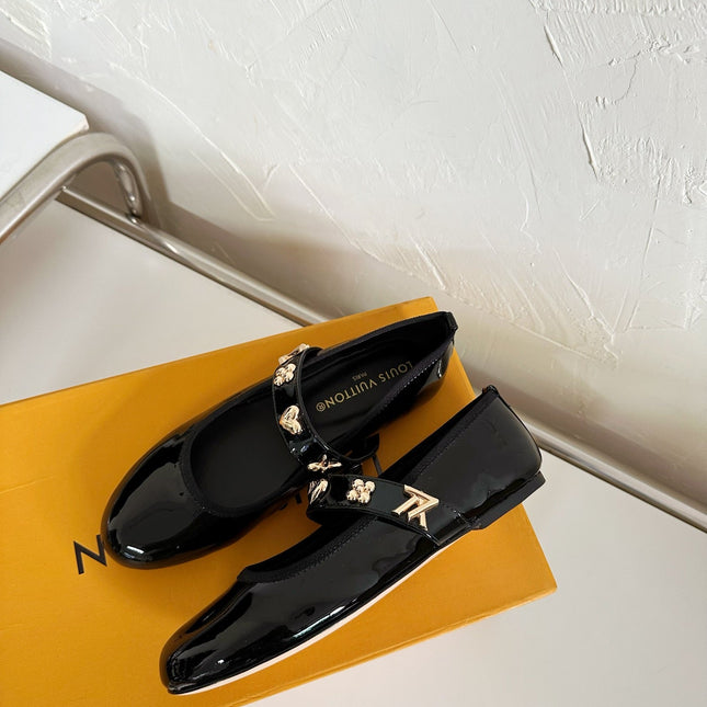 ROMY FLAT BALLERINA IN BLACK PATENT CALFSKIN