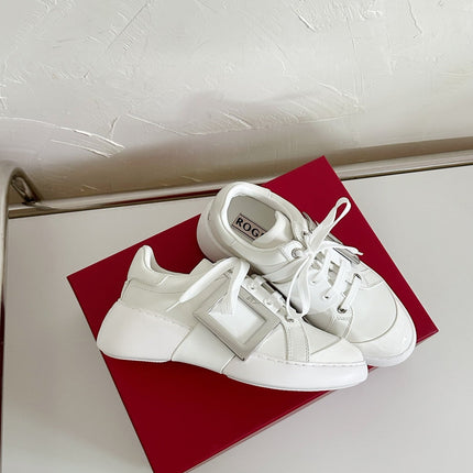 VIV' SKATE SNEAKERS IN WHITE CALFSKIN SILVER BUCKLE