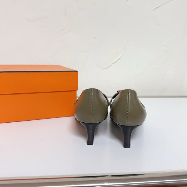 KIARA FLAT PUMP IN ARMY GREEN CALFSKIN