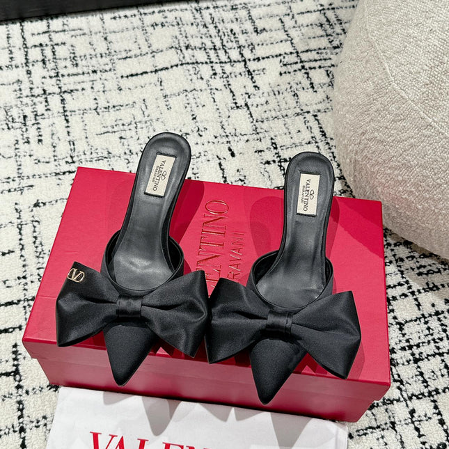 HIGH MULE IN BLACK SILK