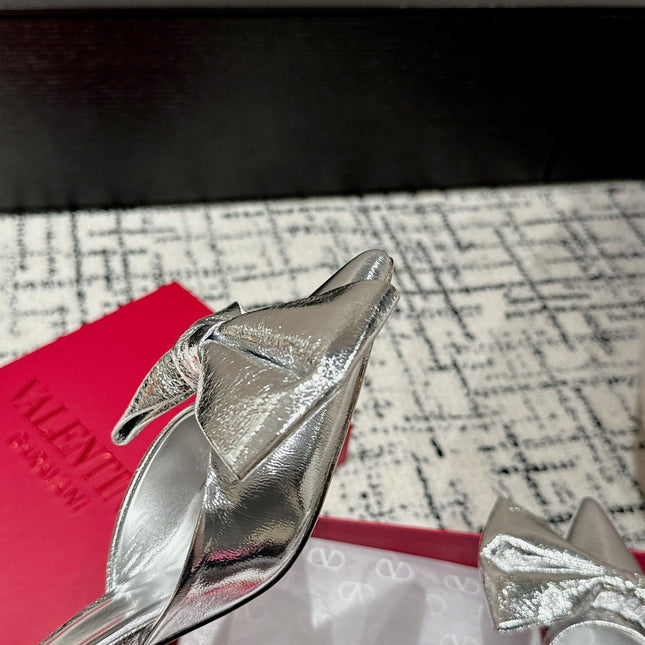 HIGH MULE IN SILVER LAMBSKIN