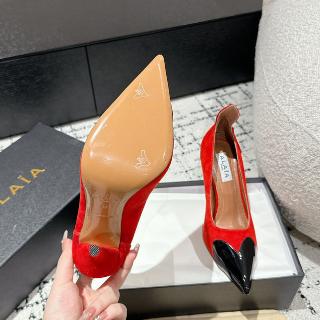 ALAIA HIGH PUMPS 10CM IN CHERRY RED SUEDE MIX BLACK CALFSKIN