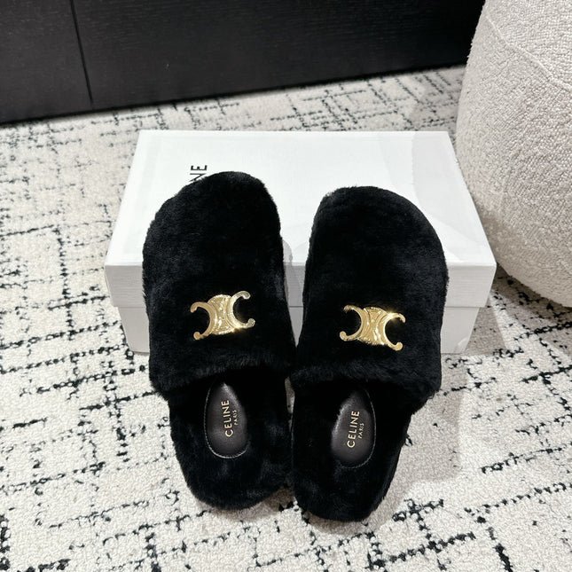 SLIPPER IN BLACK SHEARLING