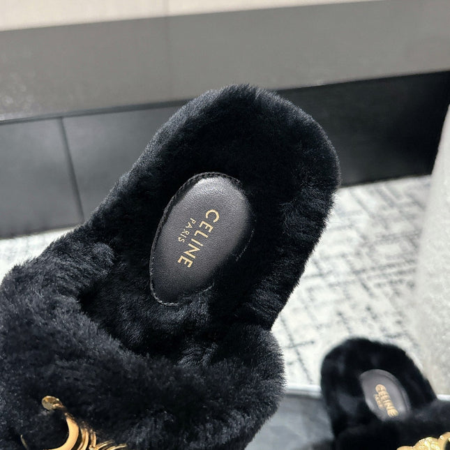 SLIPPER IN BLACK SHEARLING