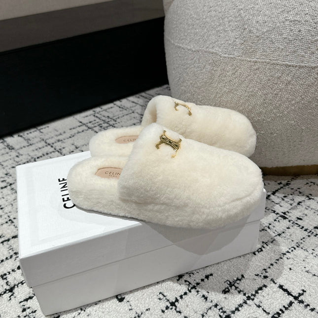 SLIPPER IN WHITE SHEARLING