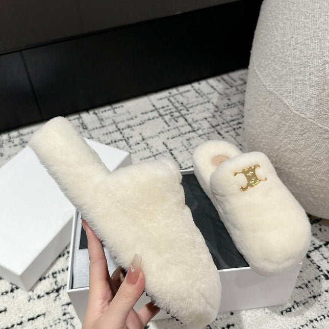 SLIPPER IN WHITE SHEARLING