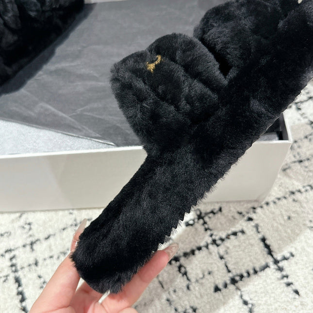 DAD SANDAL MULE IN BLACK SHEARLING