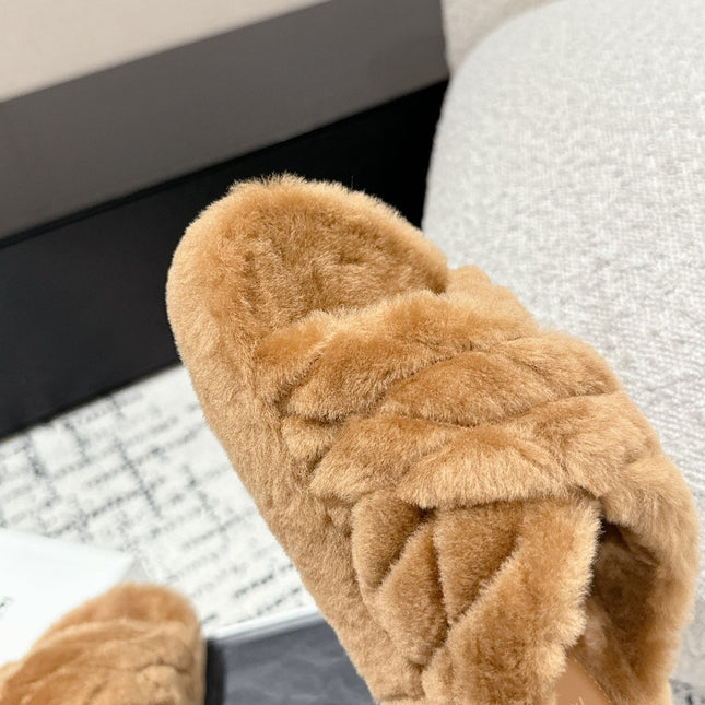 CROSS STRAP SLIPPER IN CAMEL BROWN SHEARLING