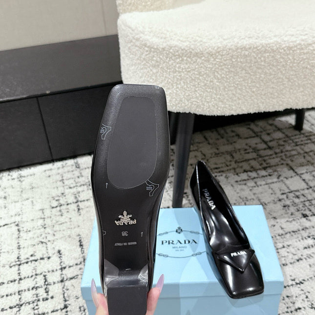 PRADA 25S SQUARE TOE HIGH HEELS IN BLACK PATENT CALFSKIN