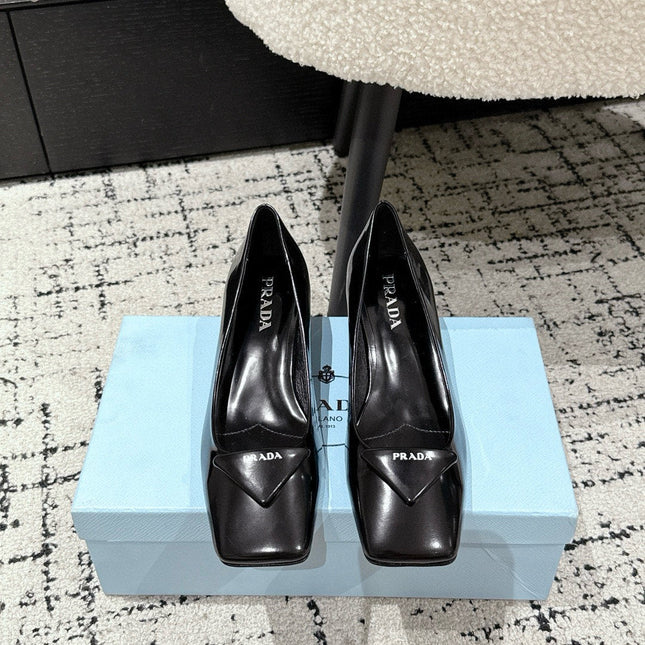 PRADA 25S SQUARE TOE HIGH HEELS IN BLACK PATENT CALFSKIN