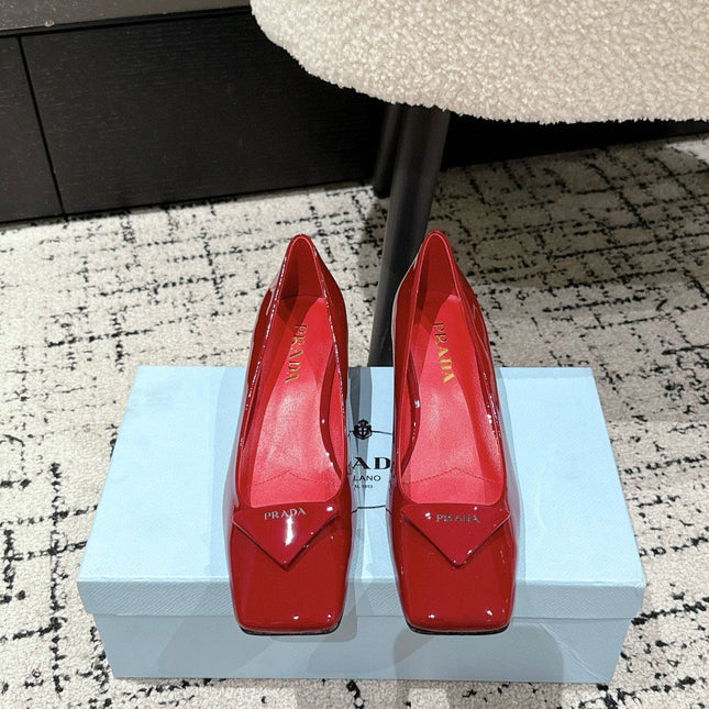 PRADA 25S SQUARE TOE HIGH HEELS IN DARK RED GLOSSY CALFSKIN